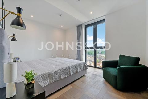 3 bedroom apartment to rent, Saffron Wharf, London Dock, London, E1W