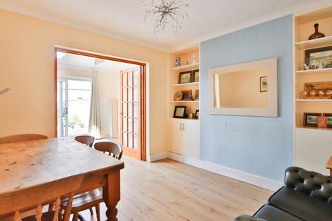 63 Queens Road, New Malden, KT3 6BY