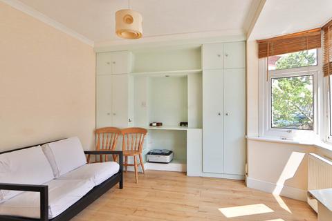 63 Queens Road, New Malden, KT3 6BY