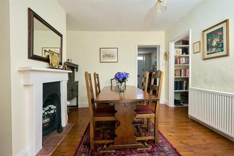 undefined, Sunnyside, Diss IP22