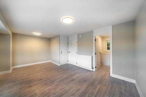 undefined, Racks Court, Guildford GU1