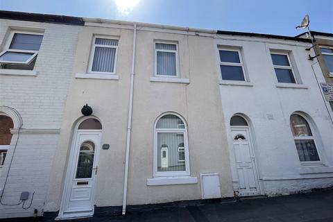 3 bedroom terraced house for sale, Victoria Street, Scarborough YO12