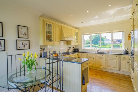 4 bedroom detached house for sale, The Paddocks, Penarth