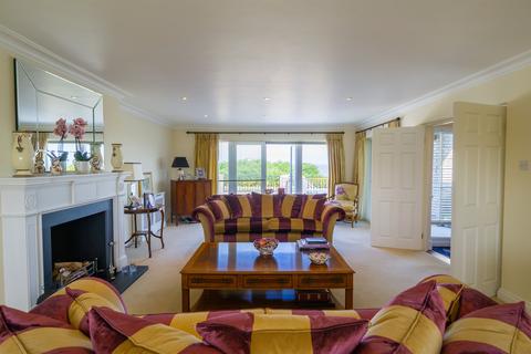 4 bedroom detached house for sale, The Paddocks, Penarth