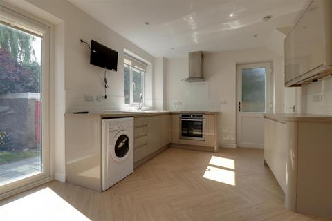 3 bedroom semi-detached house for sale, Gowy Close, Alsager