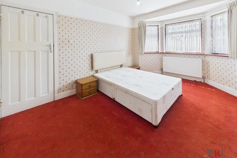 3 bedroom semi-detached house to rent, Vivian Avenue, Wembley, HA9
