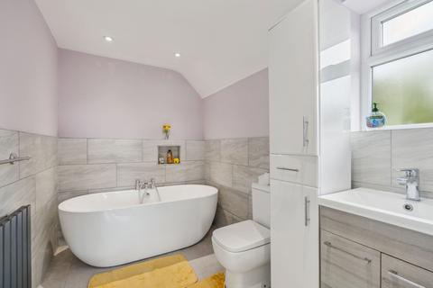 126b Botley Road, Chesham, HP5 1XN