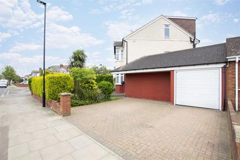 undefined, Fillebrook Avenue, EN1
