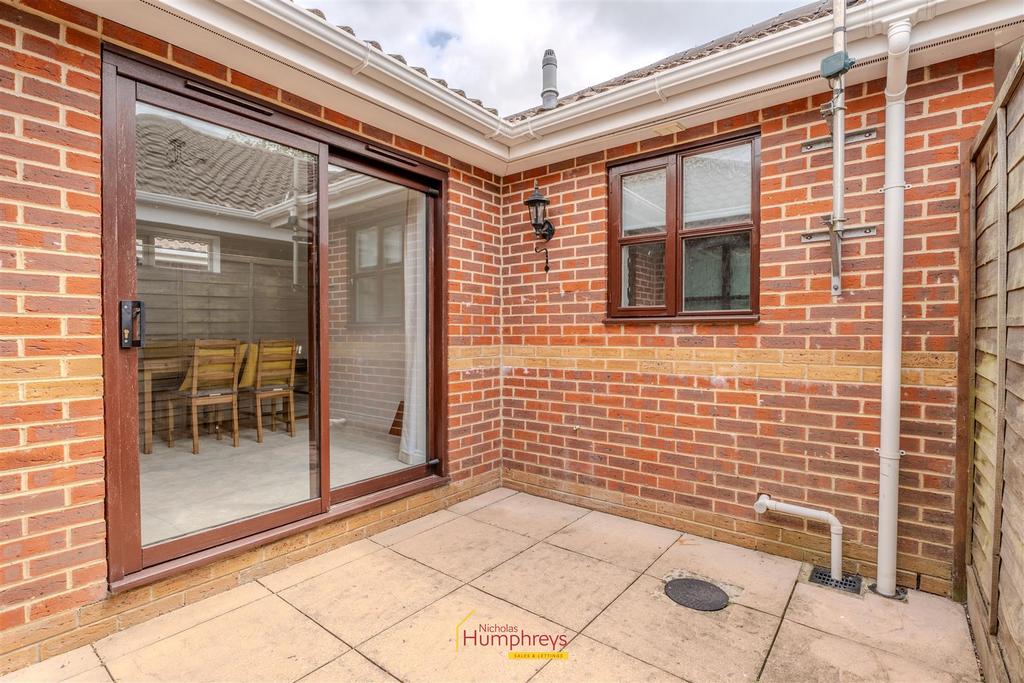Audemer Court 14 UPDATED-34.jpg
