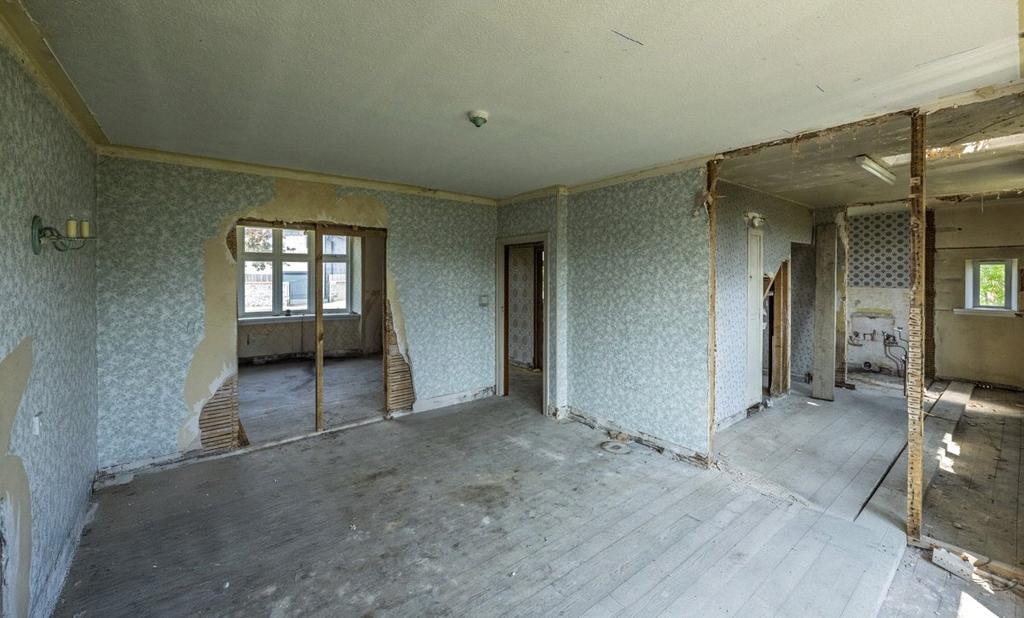 Dining/Kitchen