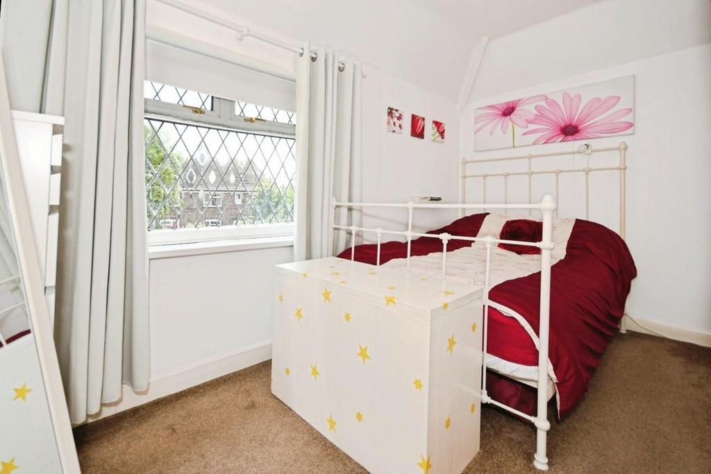 BEDROOM 3.jpg