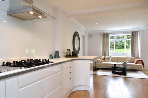 4 bedroom detached house for sale, Westbury Road, Bromley