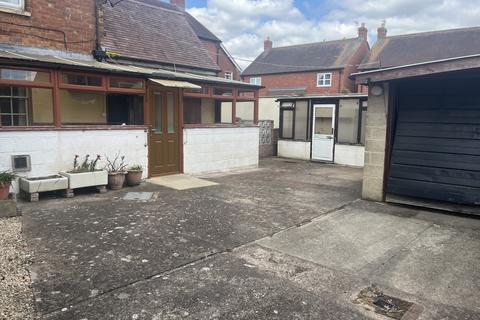 undefined, Tewkesbury GL20