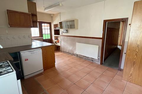undefined, Tewkesbury GL20