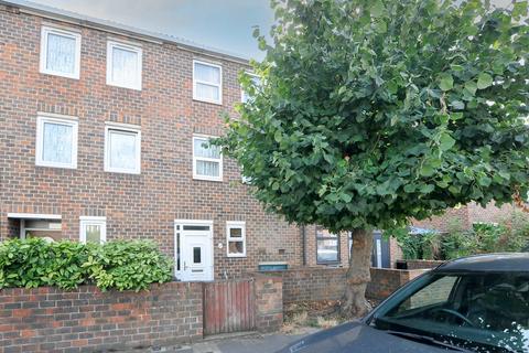 3 bedroom terraced house for sale, Barbauld Road, Stoke Newington