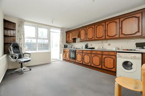 3 bedroom terraced house for sale, Barbauld Road, Stoke Newington