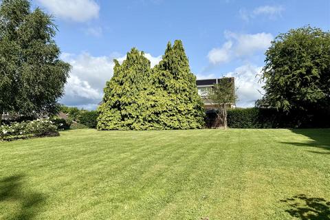 Flat 16, Arden Court Bodenham Road, Hereford, HR1 2UF