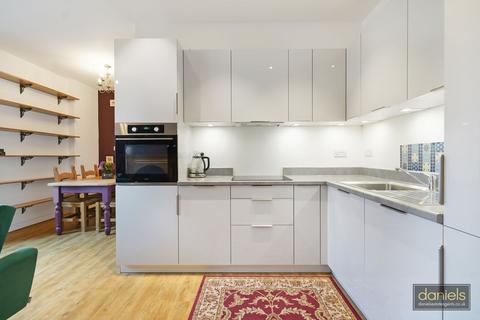 Penthouse Apartment, Brick Apartments, 7d Woodfield Road, London, W9 2EF