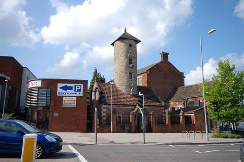 2 bedroom apartment to rent, The Gateway, Trowbridge BA14