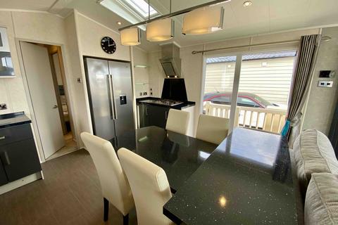 2 bedroom park home for sale, Suffolk Sands Caravan Park, Felixstowe, IP11