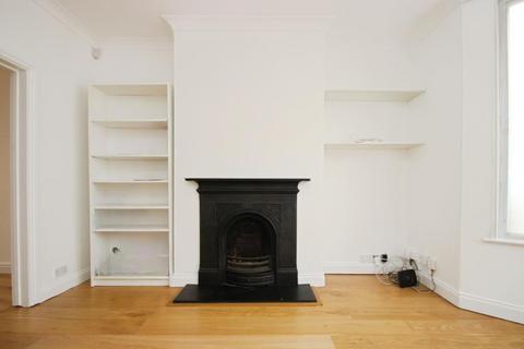3 bedroom terraced house to rent, Pearl Street, Bristol BS3