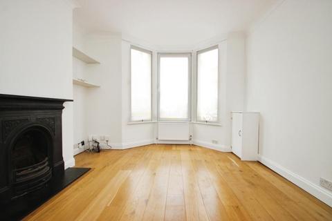 3 bedroom terraced house to rent, Pearl Street, Bristol BS3