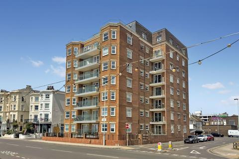 2 bedroom flat for sale, Augusta Place, Worthing, BN11 3PY