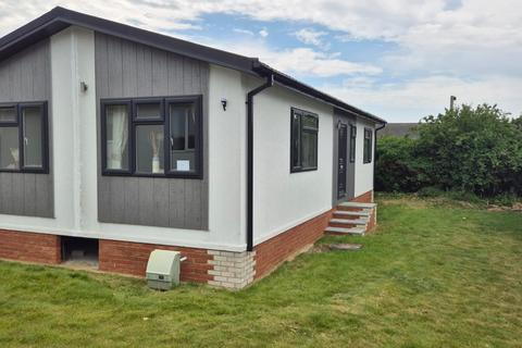 2 bedroom park home for sale, Rainham, Kent, ME8