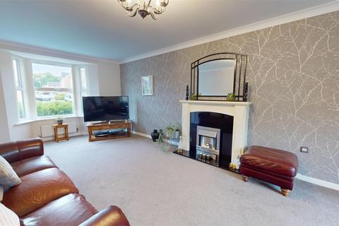 5 bedroom detached house for sale, Aspen Grove, Northowram, Halifax