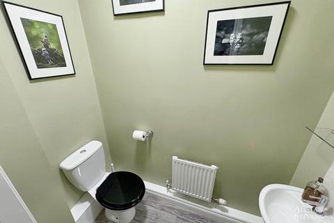 6 bedroom detached house for sale, Rosebay Close, Royton