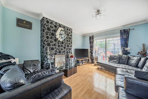 undefined, Lulworth Gardens, Harrow, Middlesex