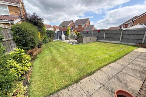 5 bedroom detached house for sale, Larkspur Drive, Evesham