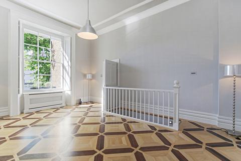 2 bedroom flat for sale, Thurloe Street, London, SW7