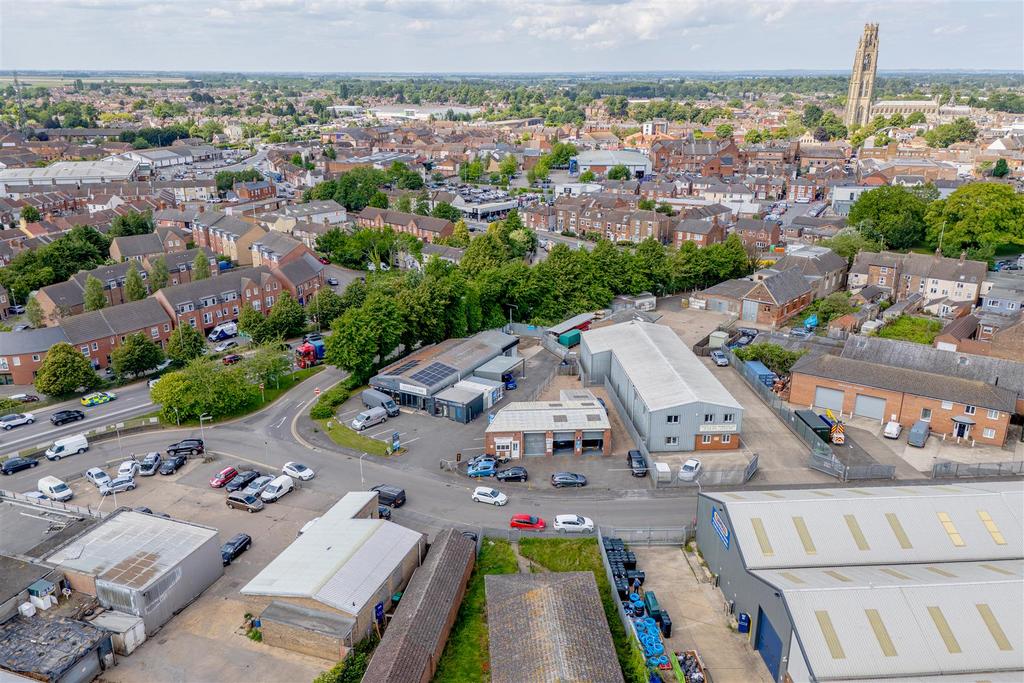 Johnstone Decorating Centre, Nelson Way (Boston)-2