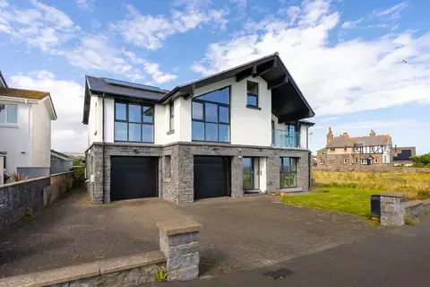 5 bedroom apartment for sale, Fairways, Clifton Road, Port St Mary