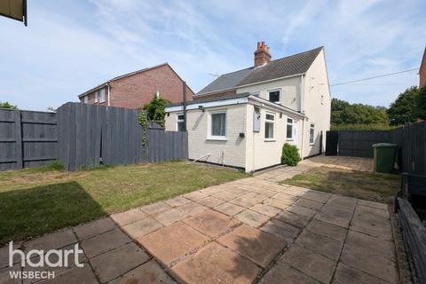 3 bedroom semi-detached house for sale, High Road, Gorefield