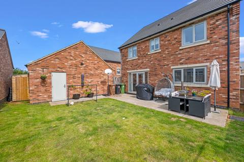 4 Coles Close, Little Harrowden, Wellingborough, NN9 5DD
