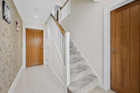4 Coles Close, Little Harrowden, Wellingborough, NN9 5DD