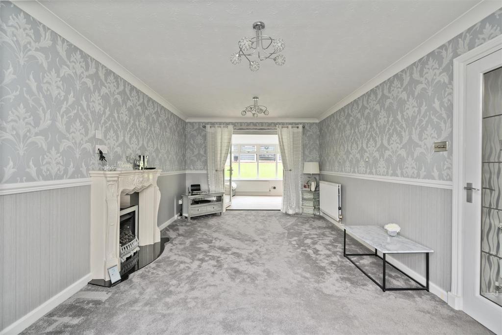 12 Ashborough Drive 16.jpg