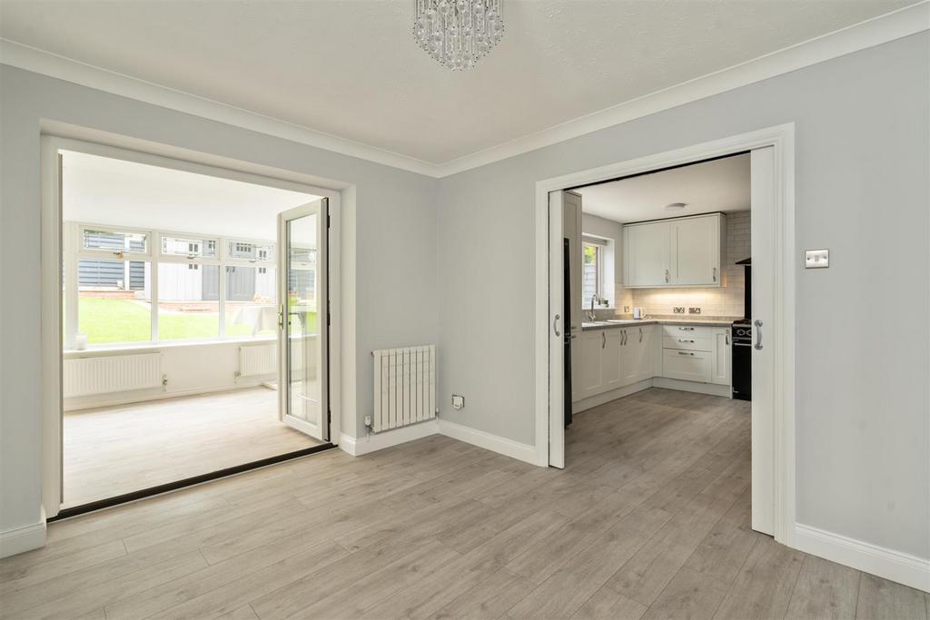 12 Ashborough Drive 12.jpg