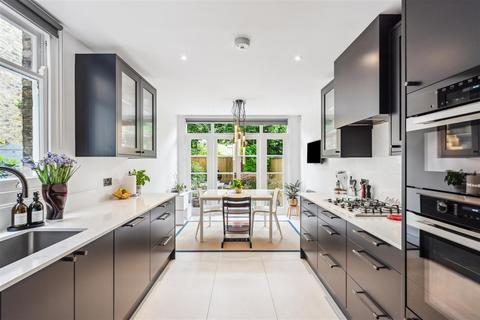12 Alexandra Road, London, W4 1AX