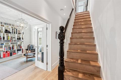 12 Alexandra Road, London, W4 1AX