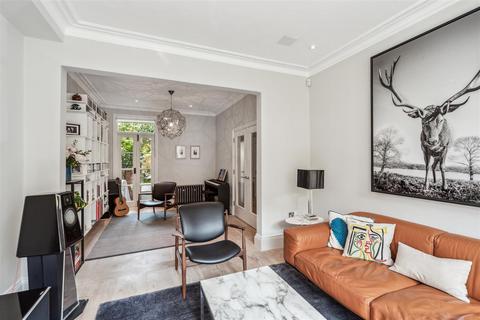 12 Alexandra Road, London, W4 1AX