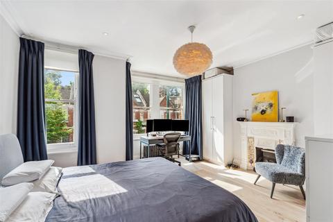 12 Alexandra Road, London, W4 1AX