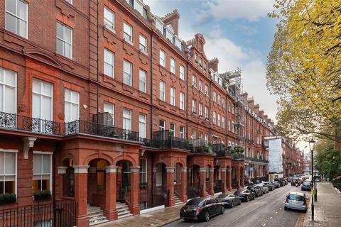 3 bedroom apartment to rent, Cadogan Square, Knightsbridge SW1X