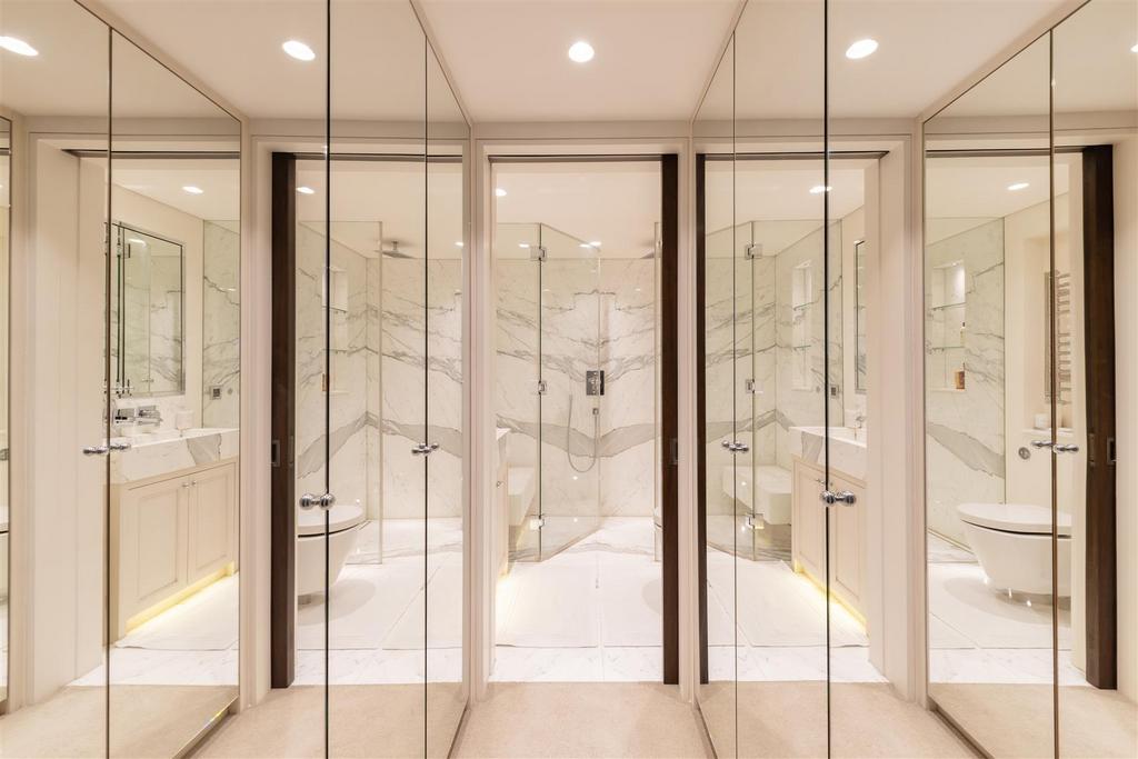 Flat 2, 11 Cadogan Square Hi-11.jpg