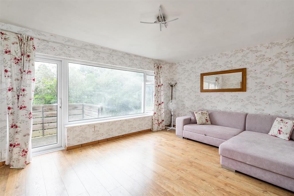 2 Oakland Close 17.jpg