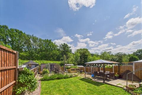 21 Bournebrook Avenue, Wirksworth, Matlock, DE4 4BA