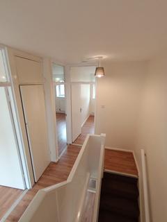 3 bedroom ground floor maisonette for sale, Chalcombe Road, London SE2