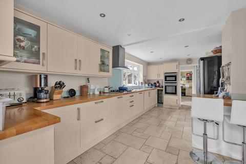 4 bedroom detached house for sale, Heathfield, Chislehurst BR7